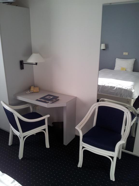 Hotel De Swaen Herentals Buitenkant foto