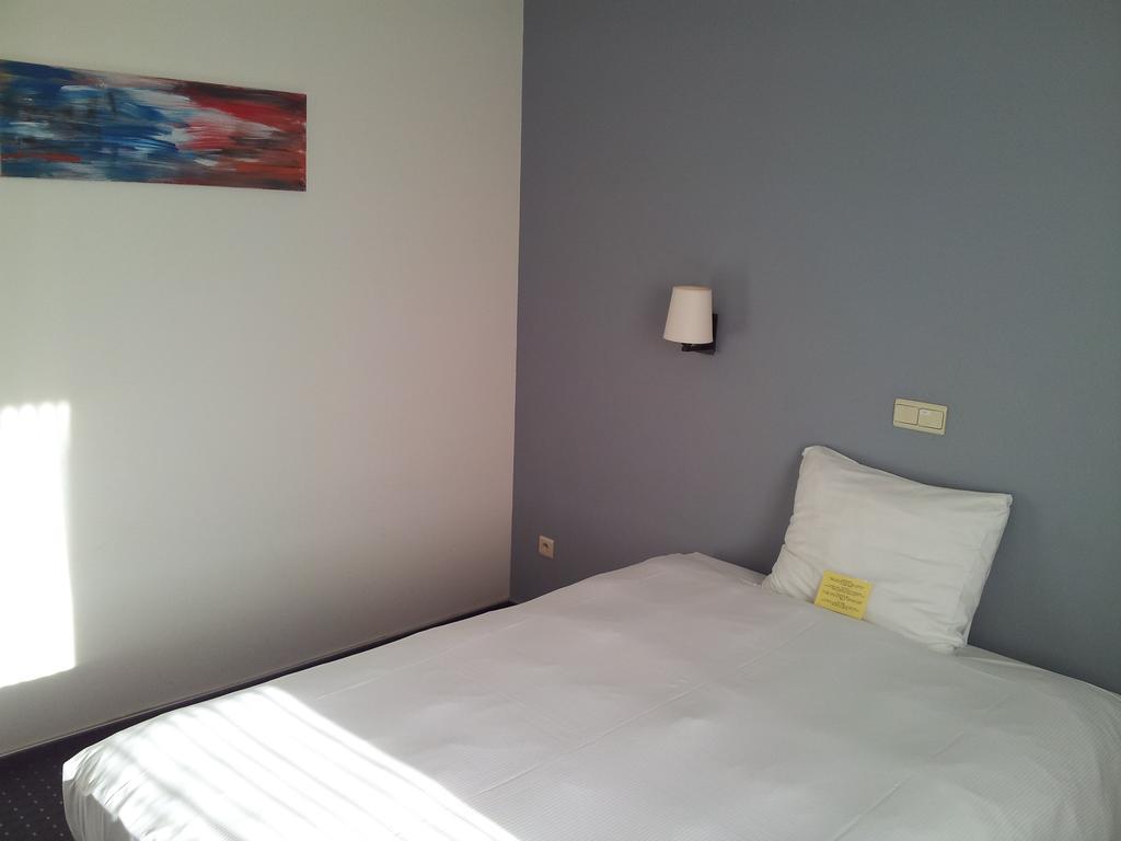 Hotel De Swaen Herentals Kamer foto