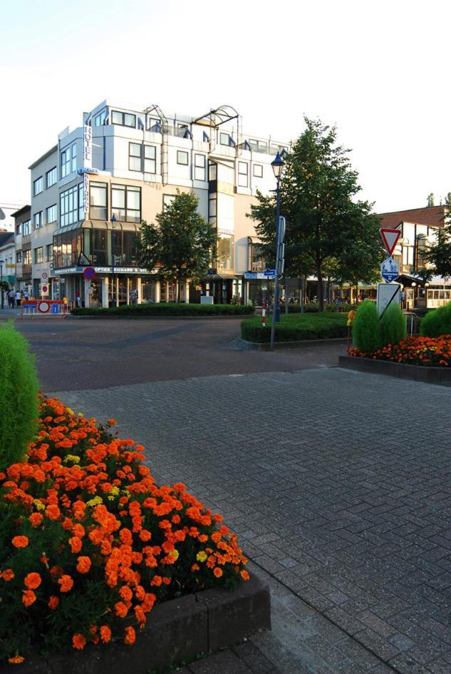 Hotel De Swaen Herentals Buitenkant foto