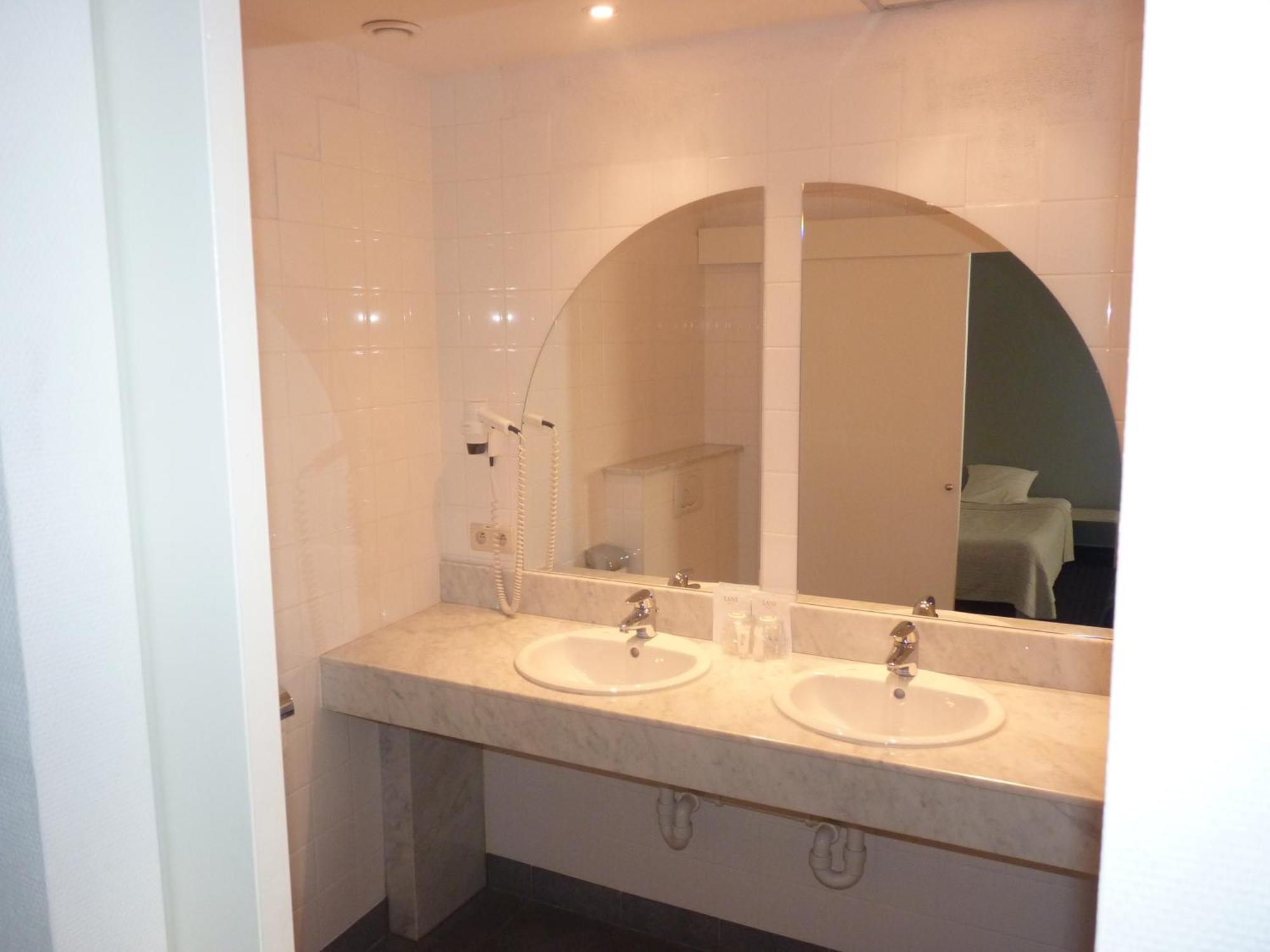 Hotel De Swaen Herentals Buitenkant foto